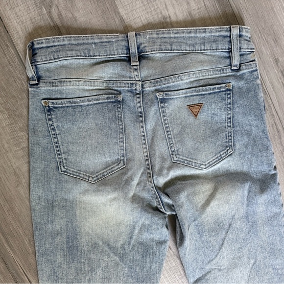 GUESS Mid Rise Skinny Light Blue Jeans - Picture 12 of 13